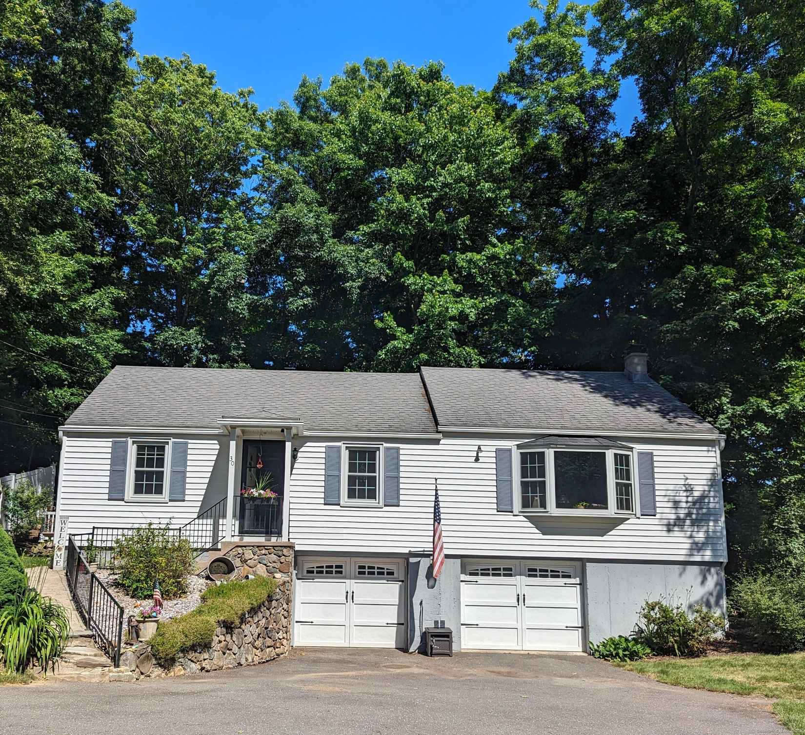 30 Greenwood Dr  