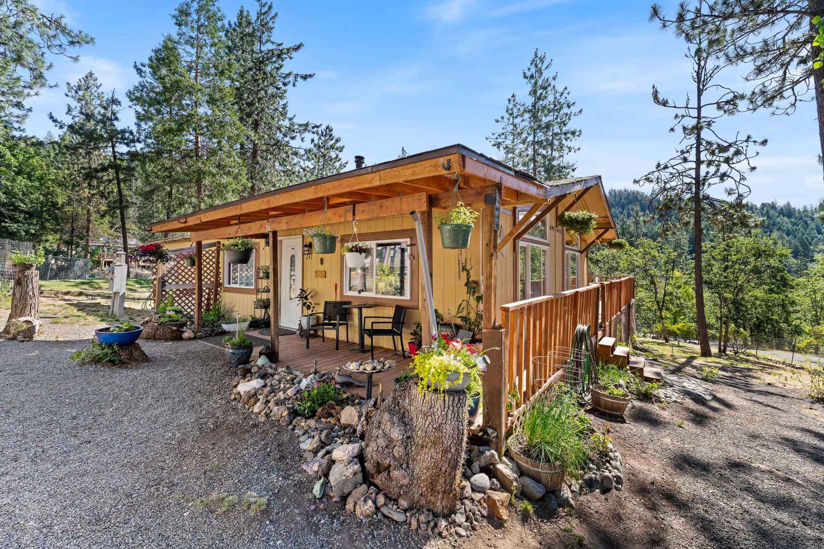 241 Manzanita Dr  