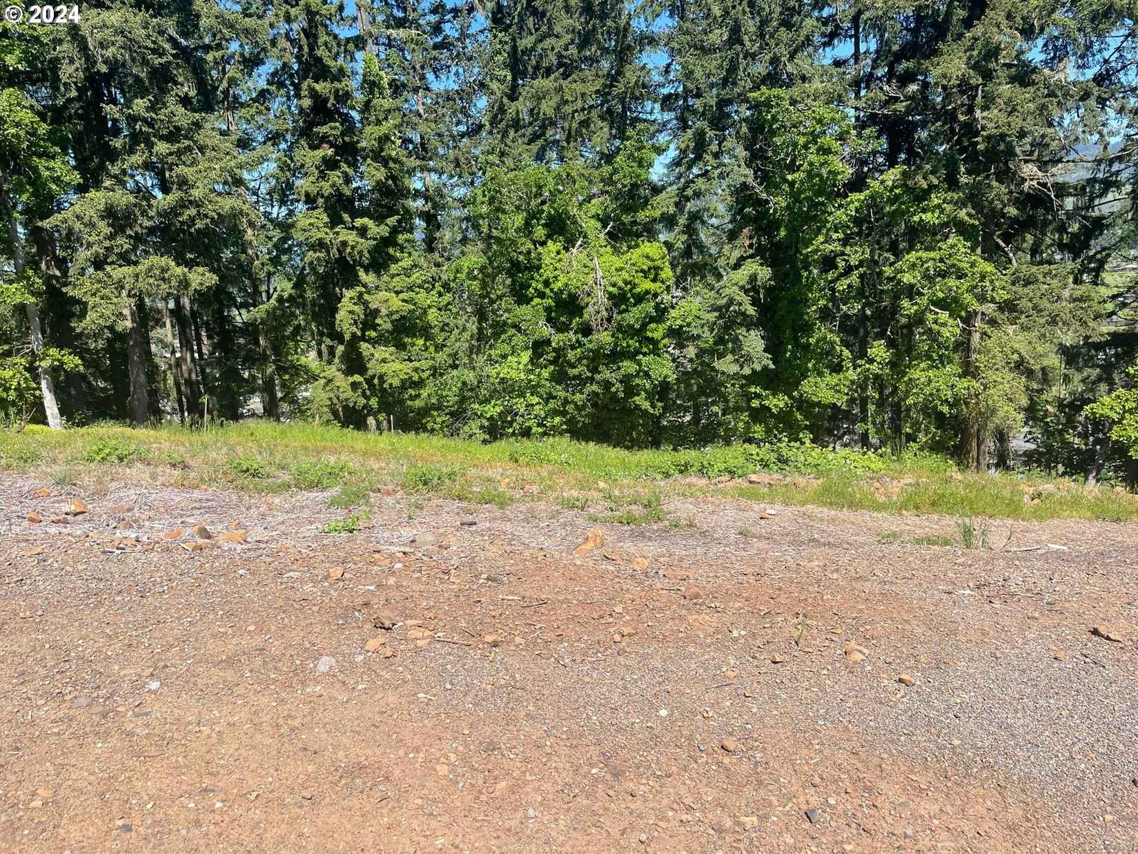 6092 FERNHILL Loop  