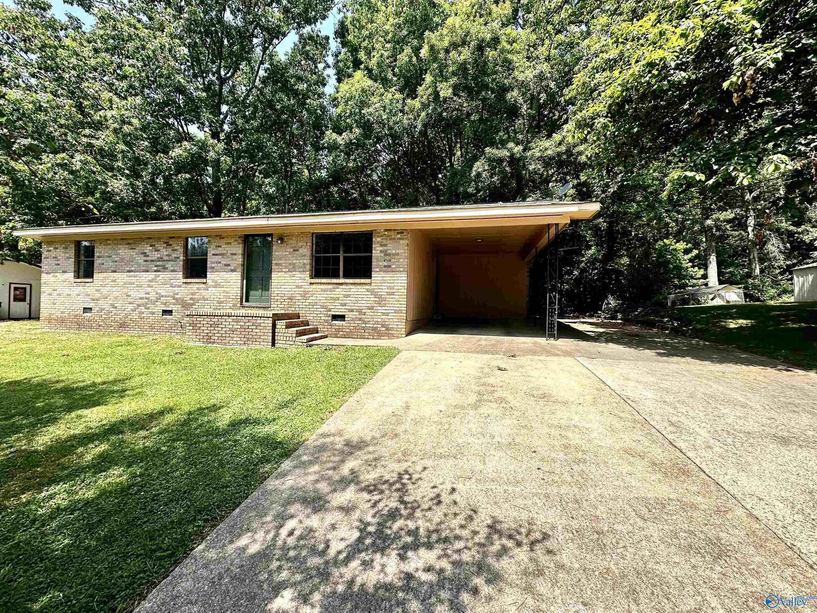 3812 Steele Dr SW  