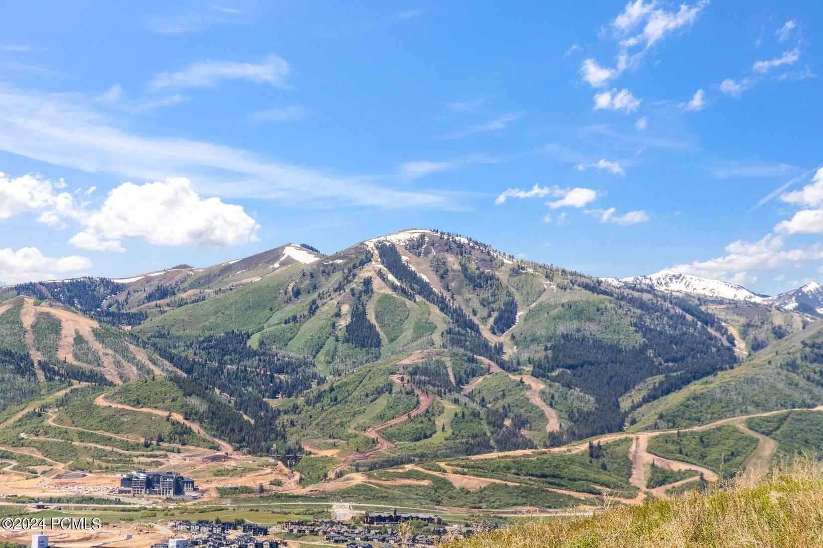 11425 N Soaring Hawk Ln  