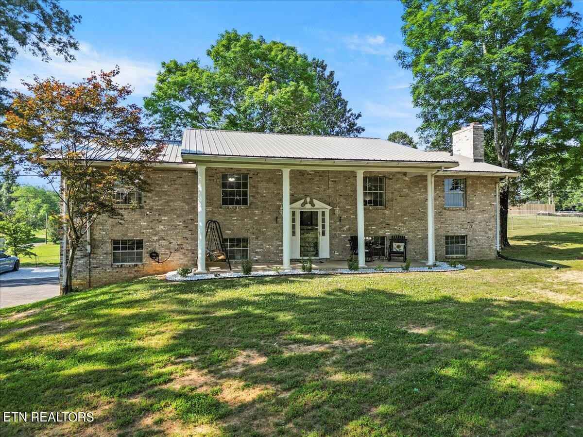 250 Cir Dr  