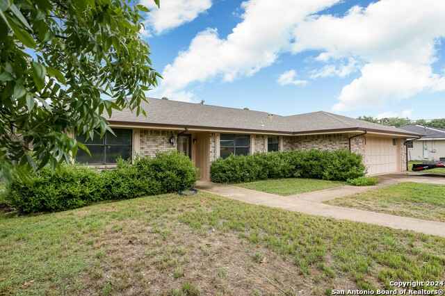 113 SANDLEWOOD LN  
