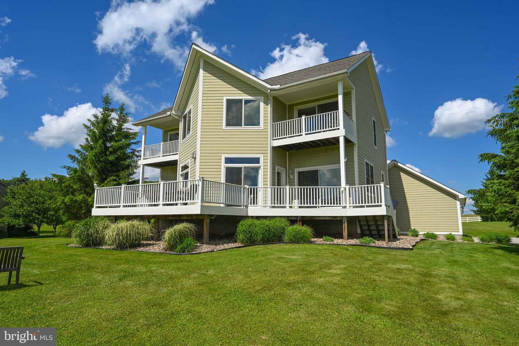 42 MOONRISE Dr  