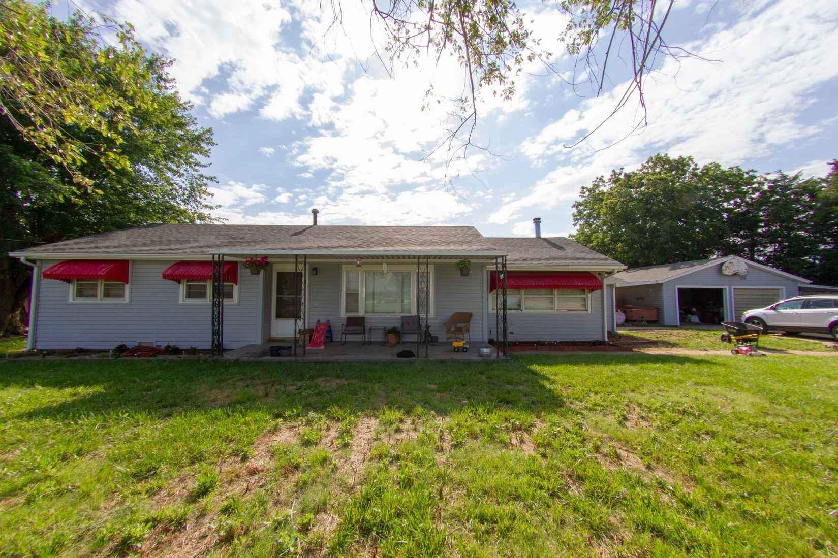 3997 SW US Hwy 77  