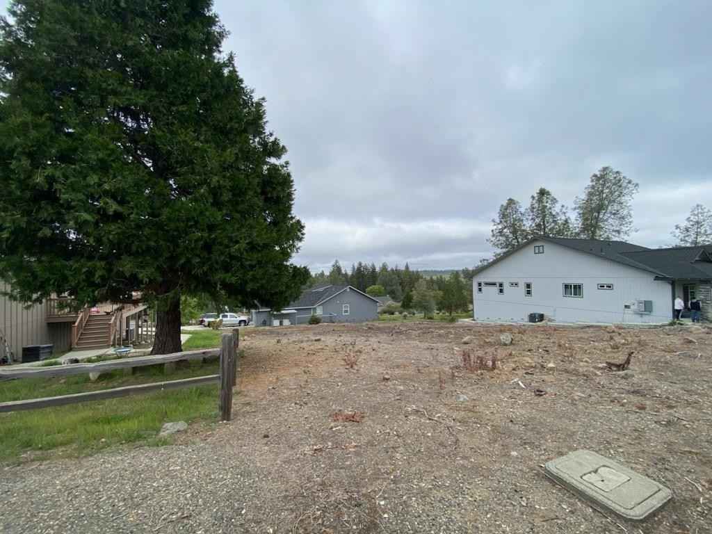328 Forest Mdws Dr  