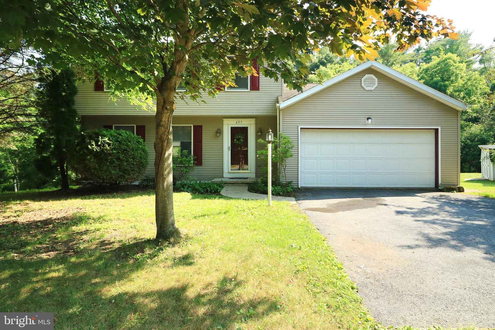 657 BERKSHIRE Dr  