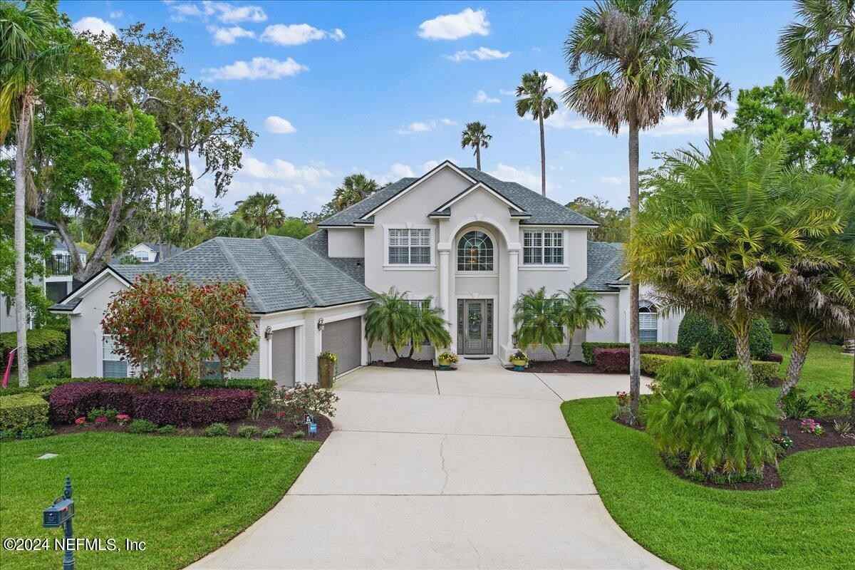 401 Clearwater Dr  