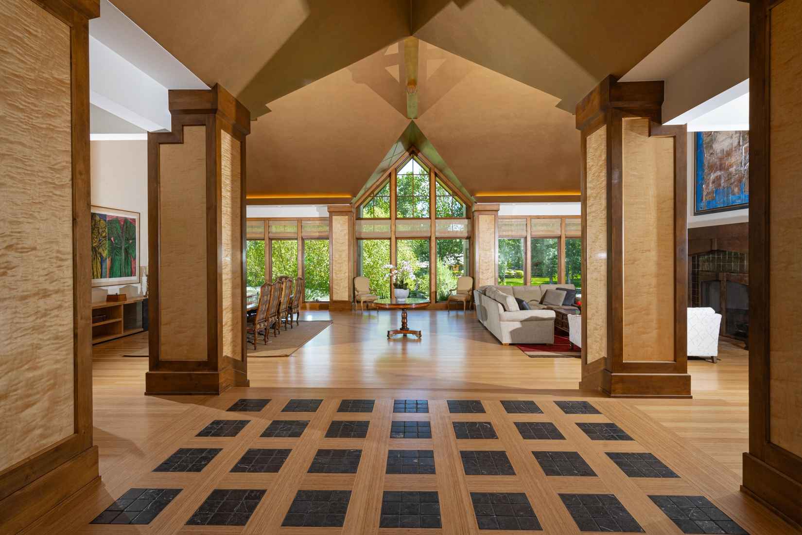 130 S Golden Eagle Dr  