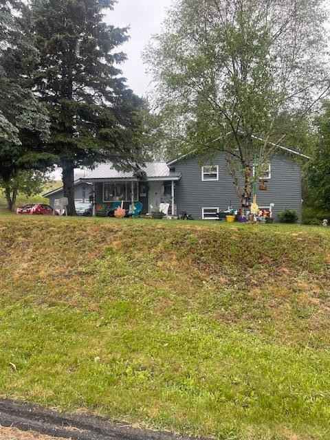 140 Marion Dr  