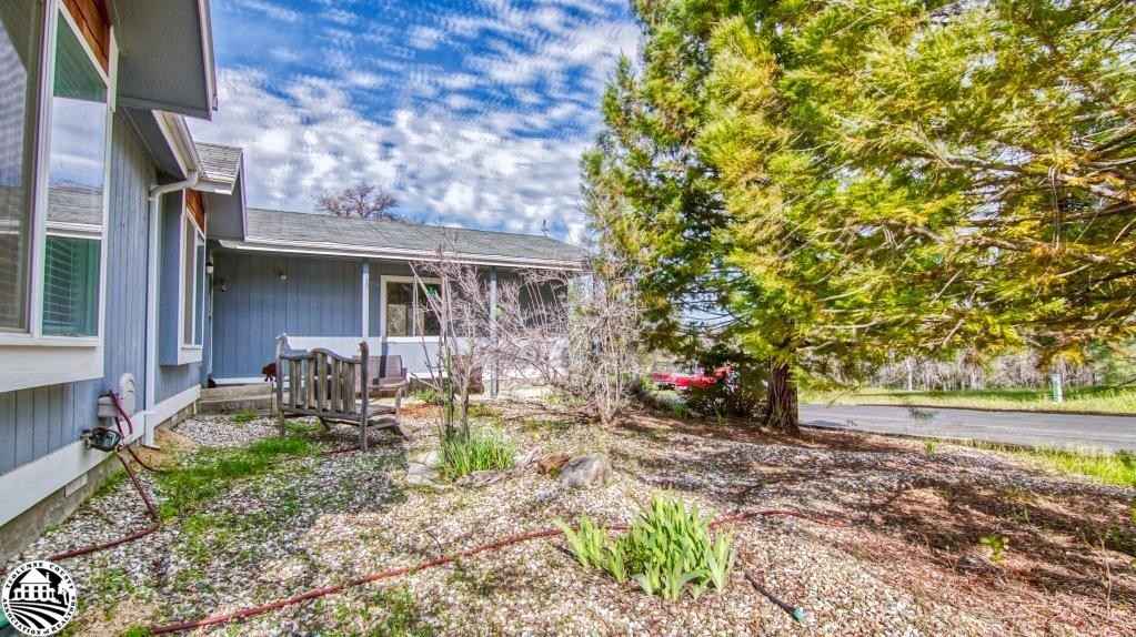 22782 Rolling Woods Dr  