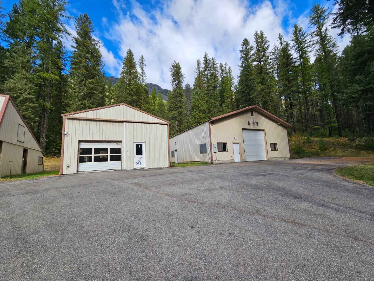 433 MT Hwy 56  