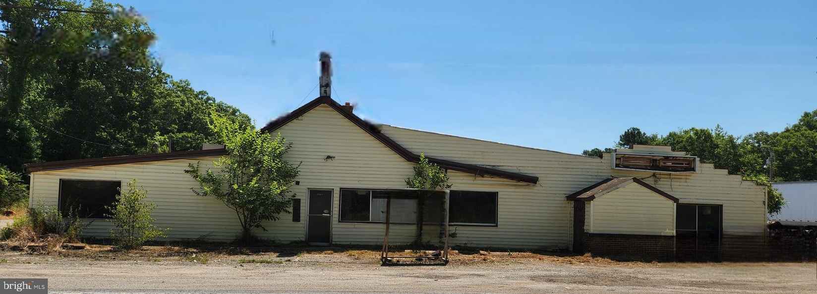 2225 Littlestown Pike  