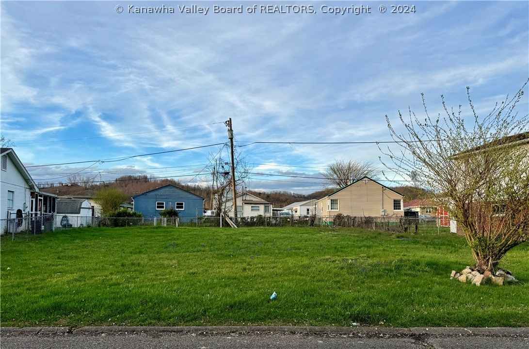 2014 McKinley Ave  