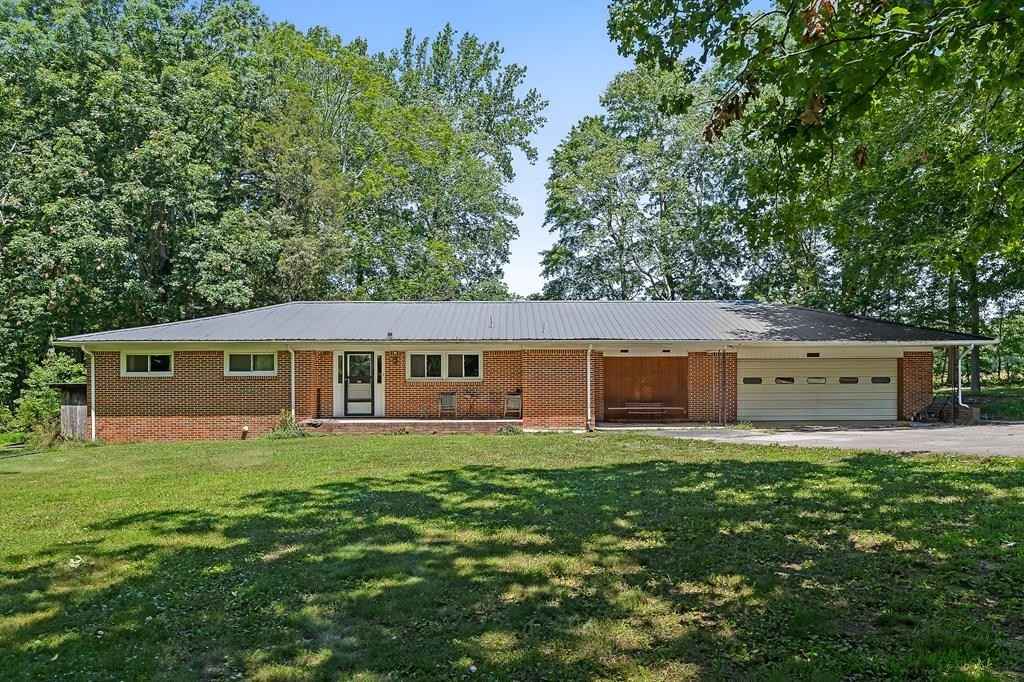 1737 Cummins Ml Rd  
