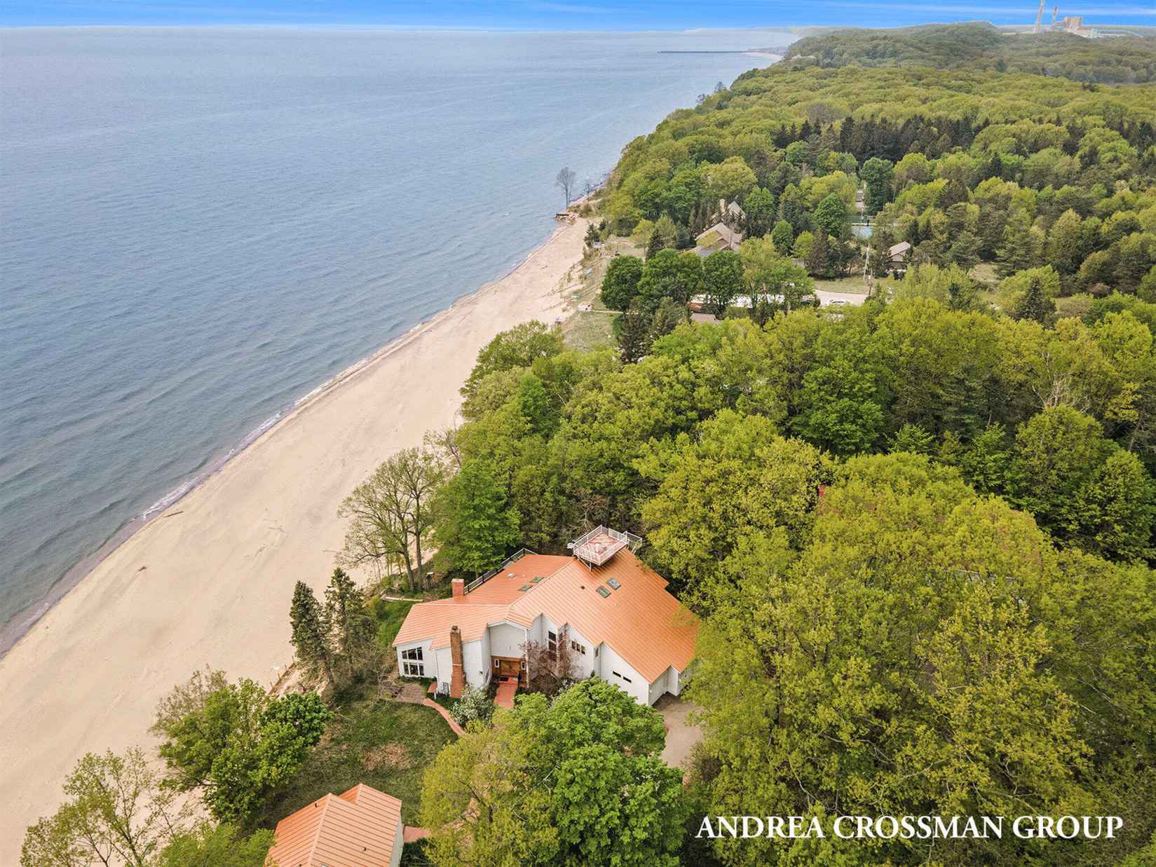 5795-5841 Lakeshore Ave  
