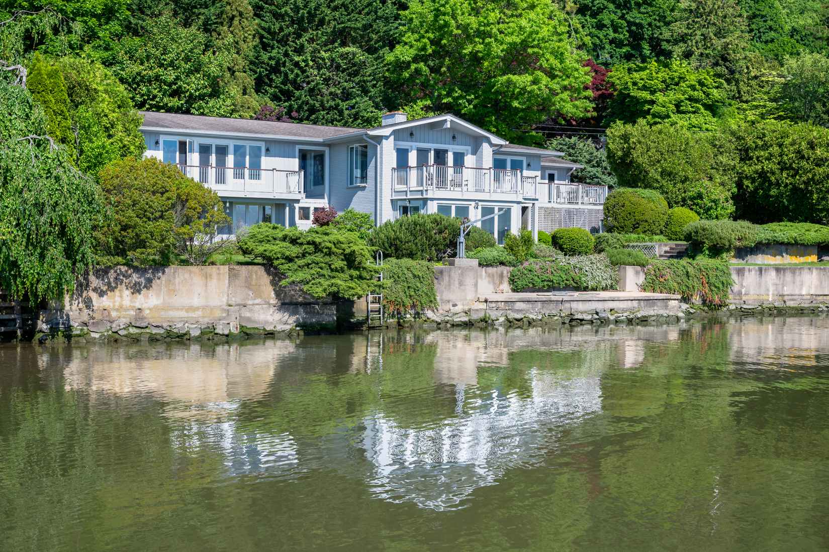 262 Riv Rd  