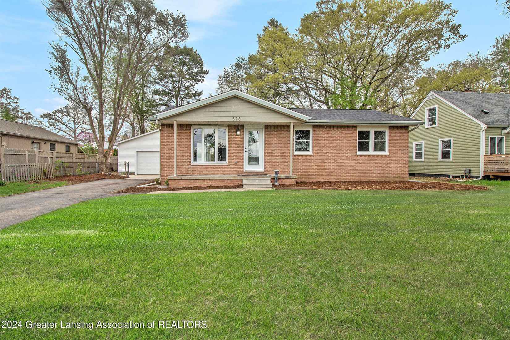 578 Roselane Dr  