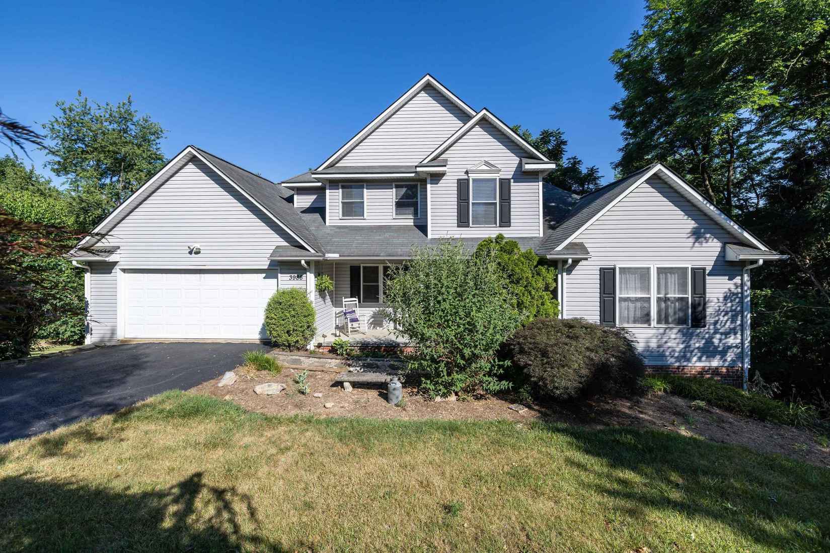 3986 DIXIE RIDGE Run RD  