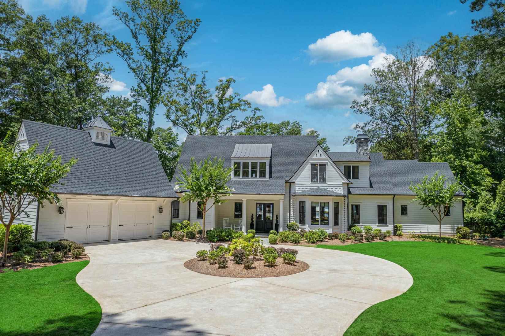 158 Bradford Dr  