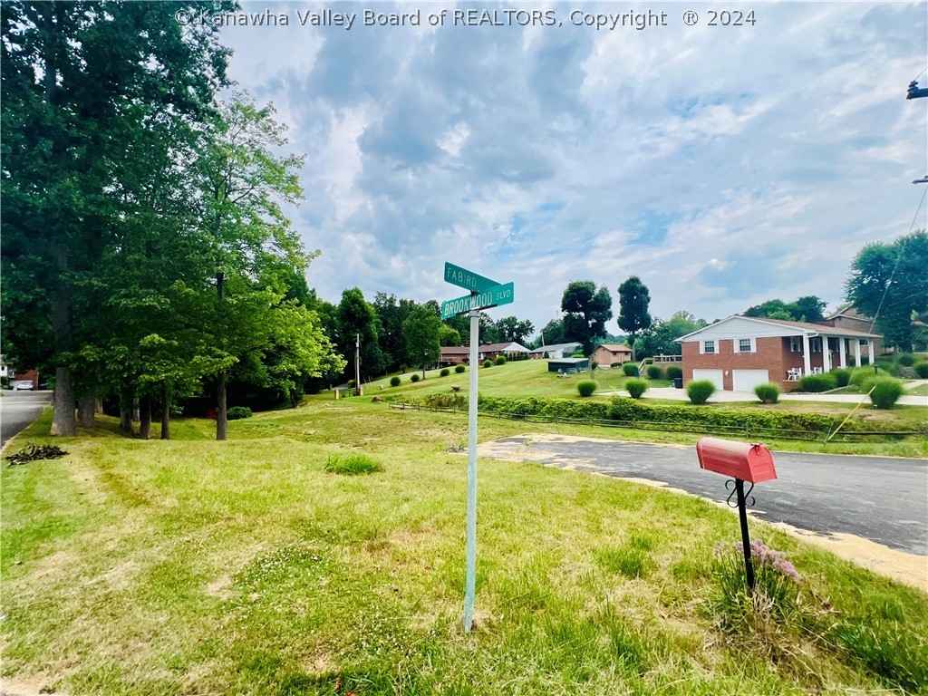 78 Brookwood Blvd  