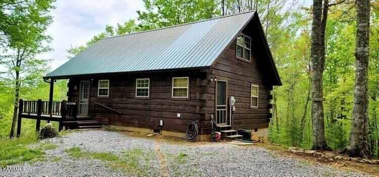 140 Robert Smith Rd  
