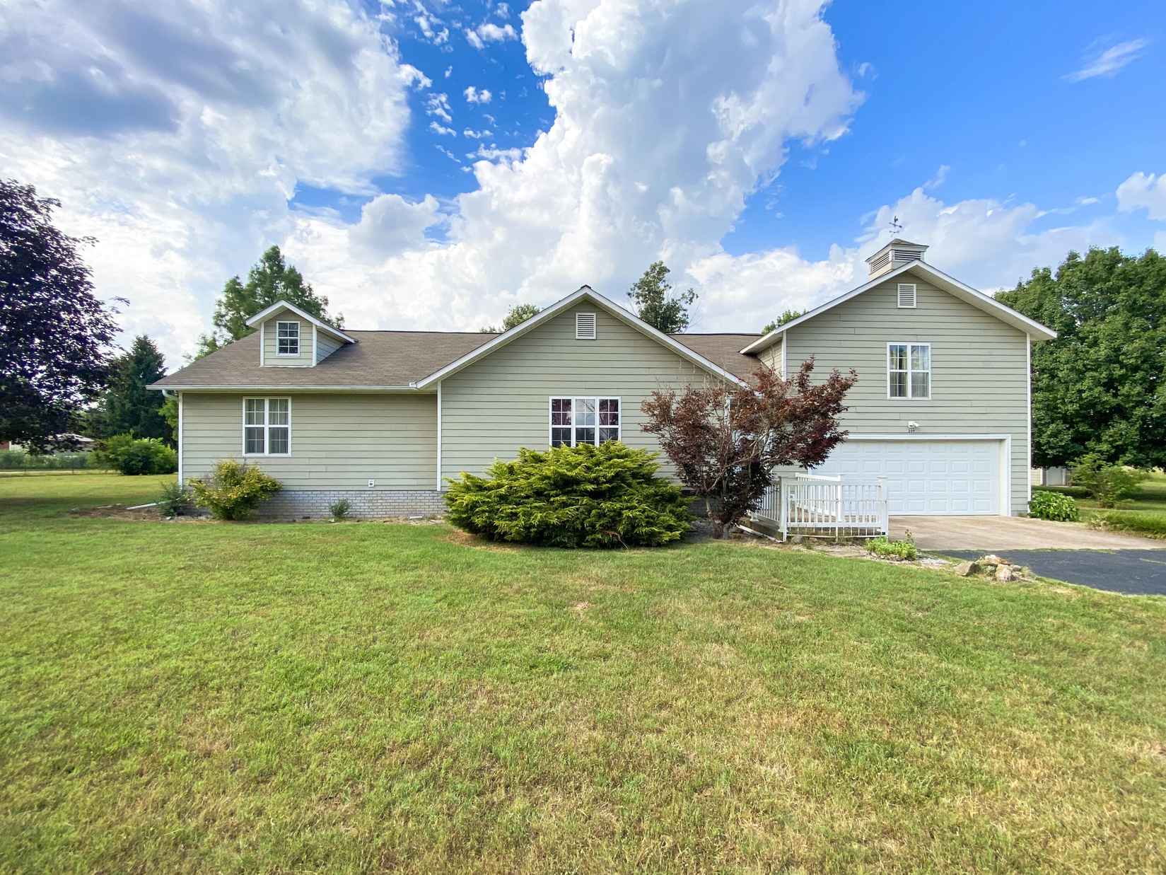 209 Cross Road Cemetery Rd  