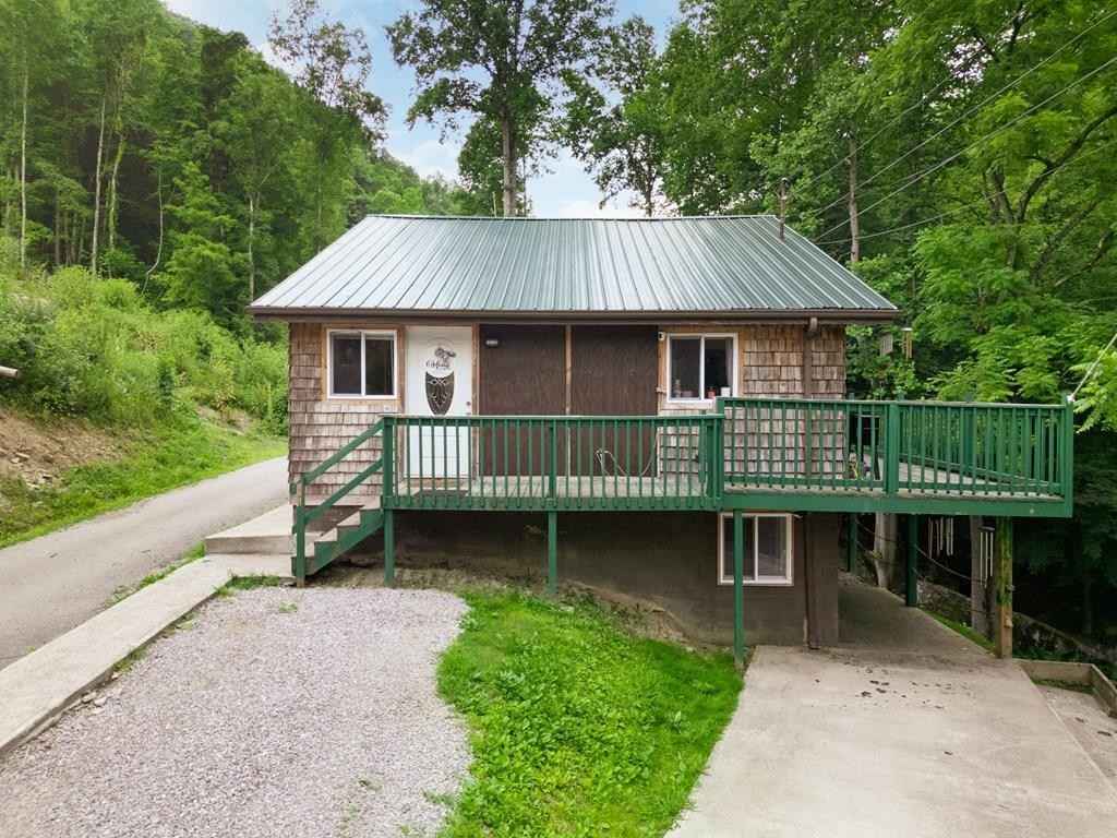 453 Slabtown Holw Rd  