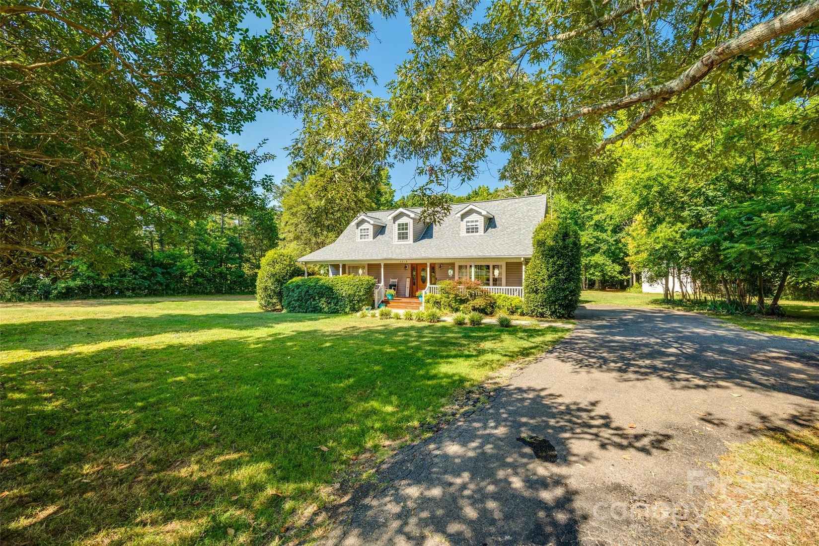 2219 Sutton Spg Rd  