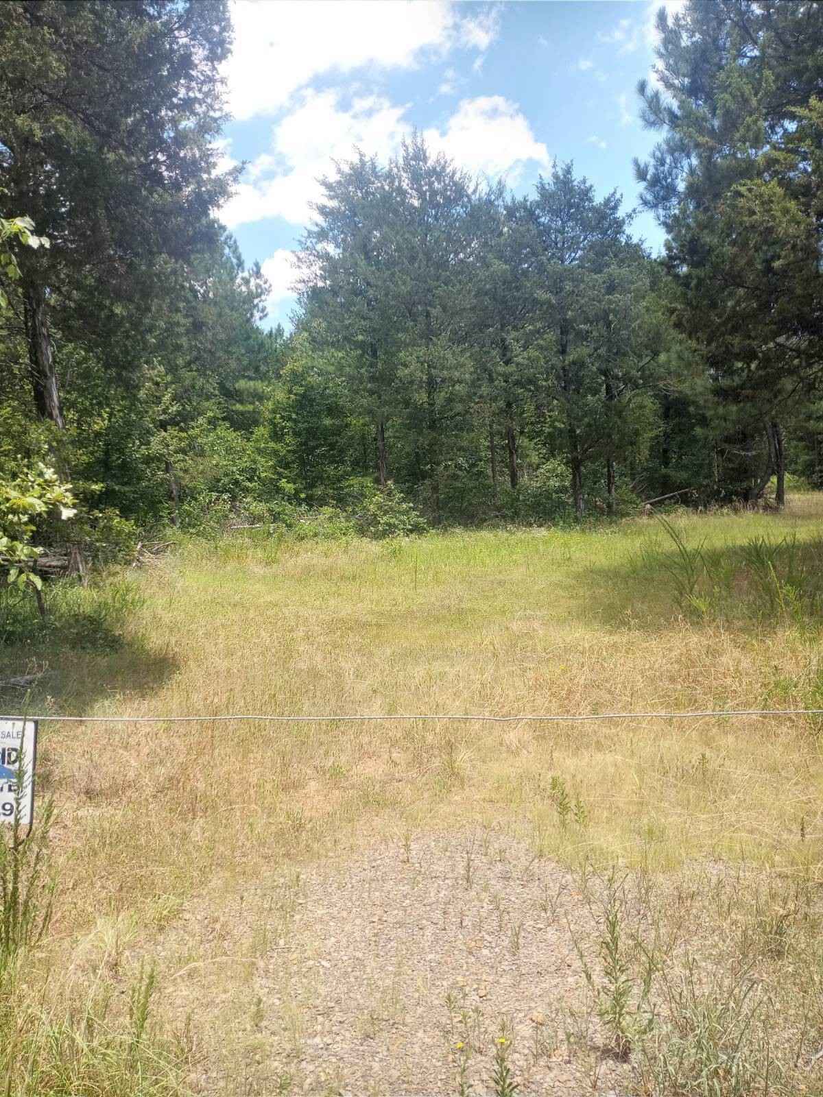 14068 Middle Rdg Rd  