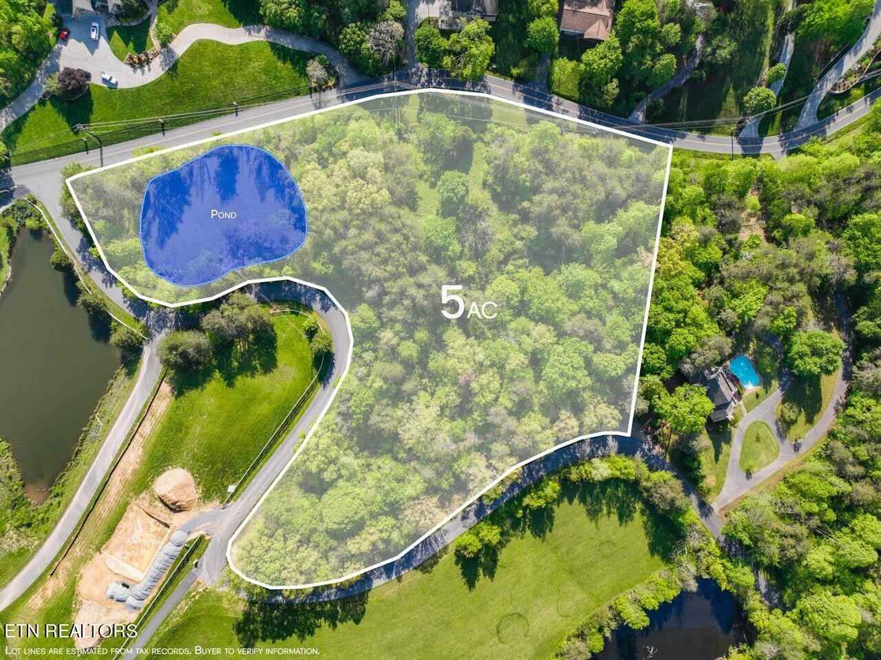 1140 Crestview Dr  