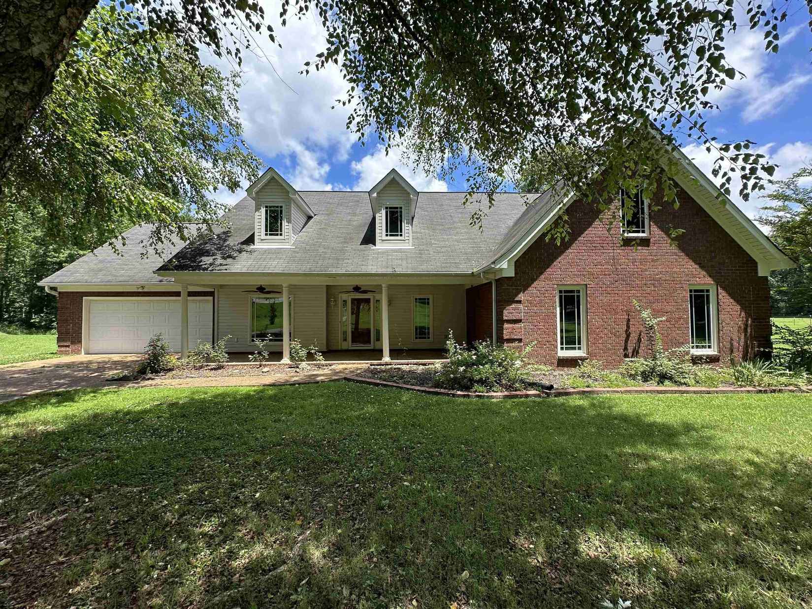 5 HICKORY Grv  