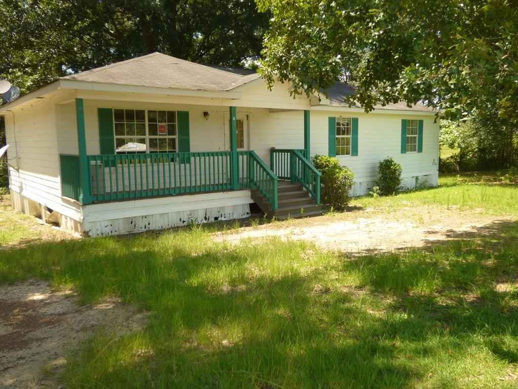7433 Dillon Ln  