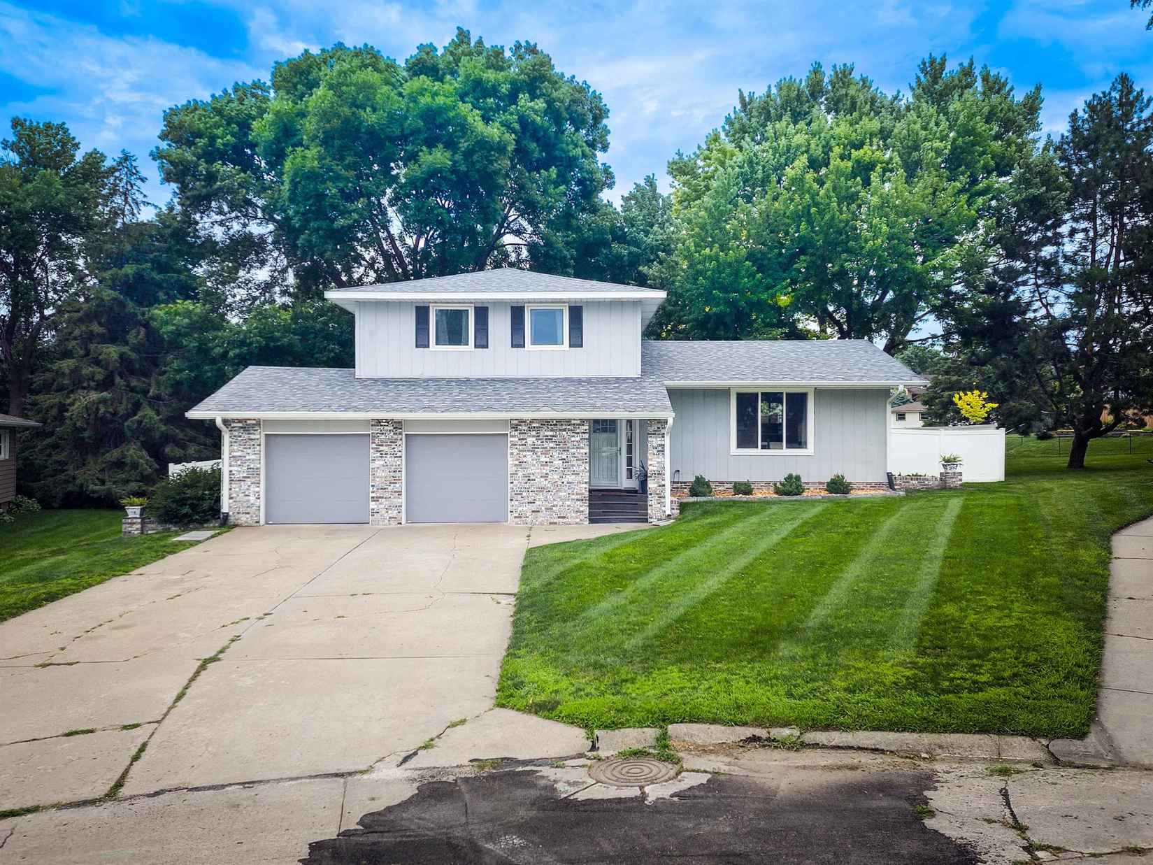105 Prospect Cir  