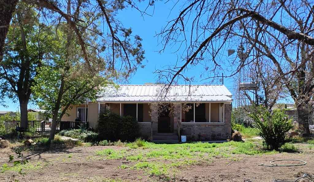 528 Paisano Dr  