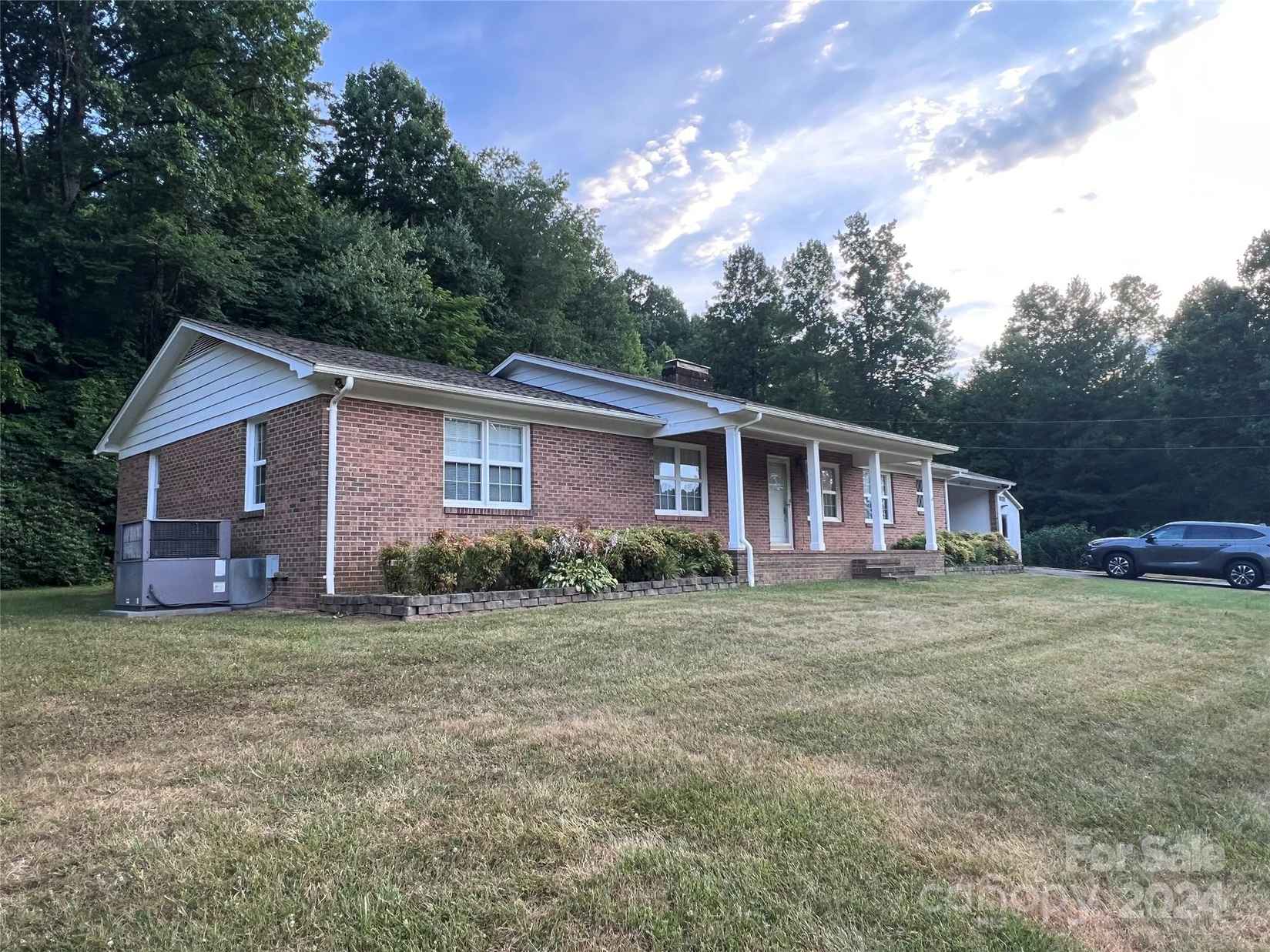 3586 Nc Hwy 18 South  