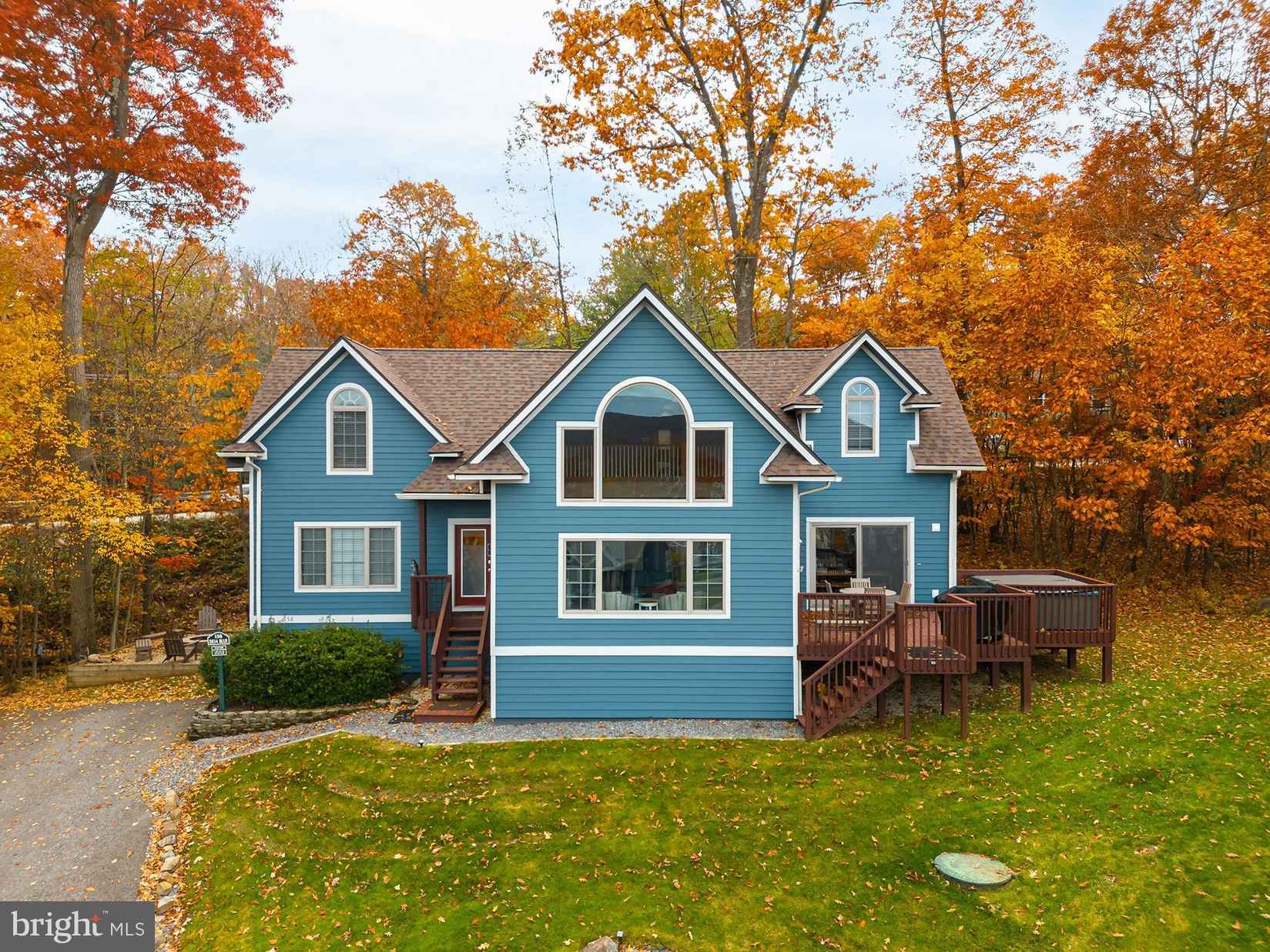 158 SILVER TREE Ln  