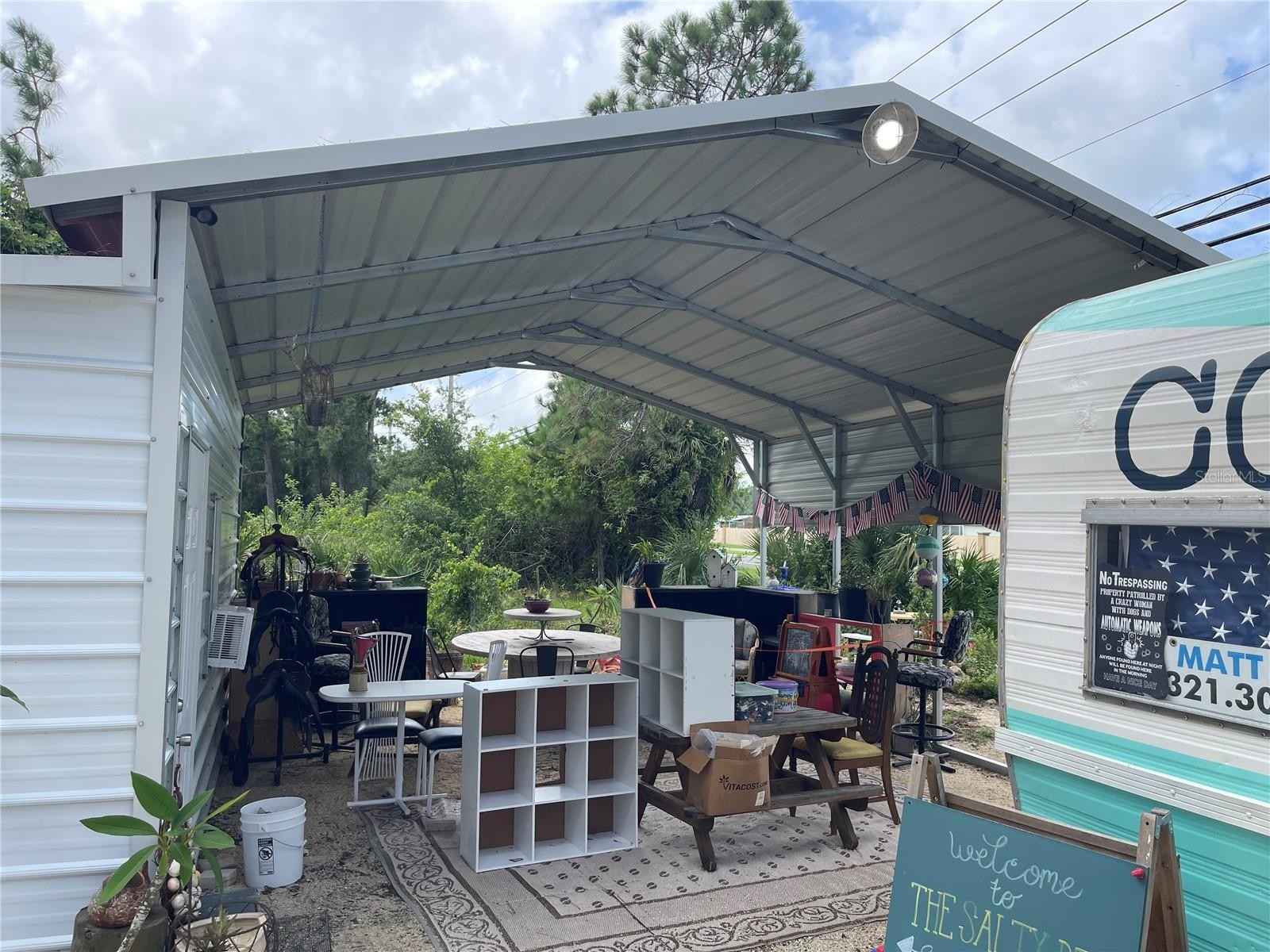 4555 N Courtenay Pkwy  