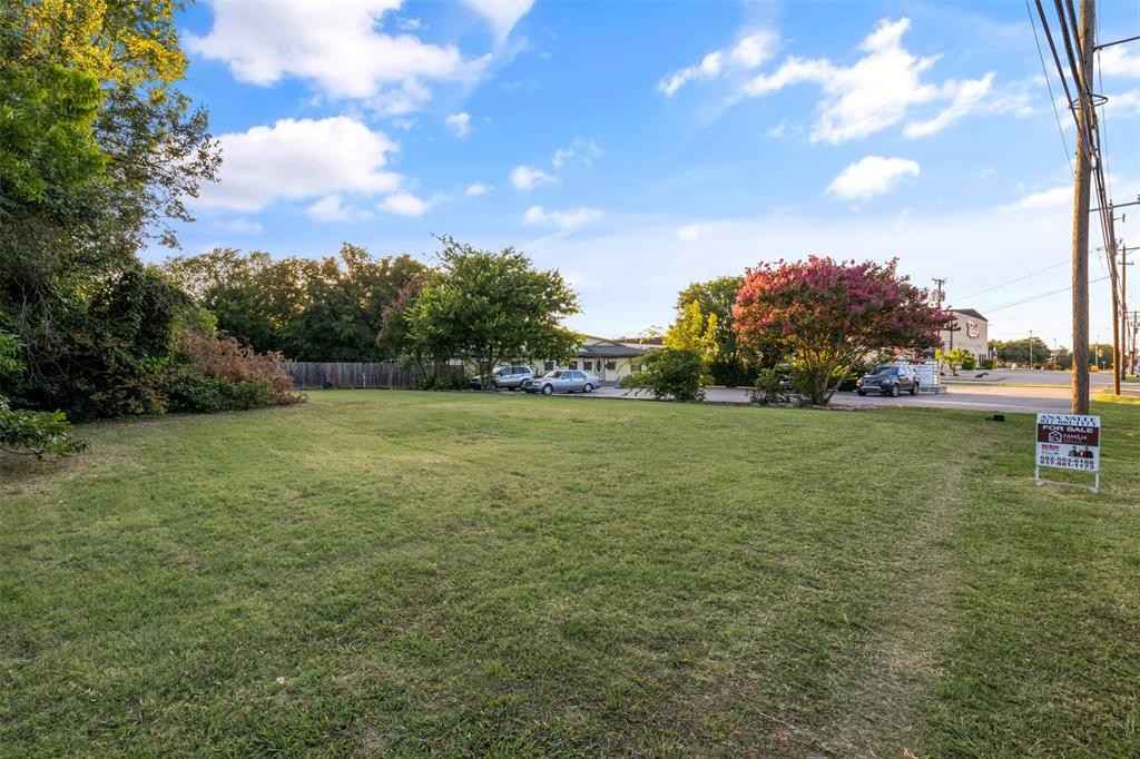 3913 Booth Calloway Rd  