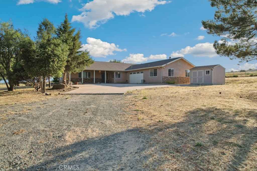 41755 Saddleback Dr  