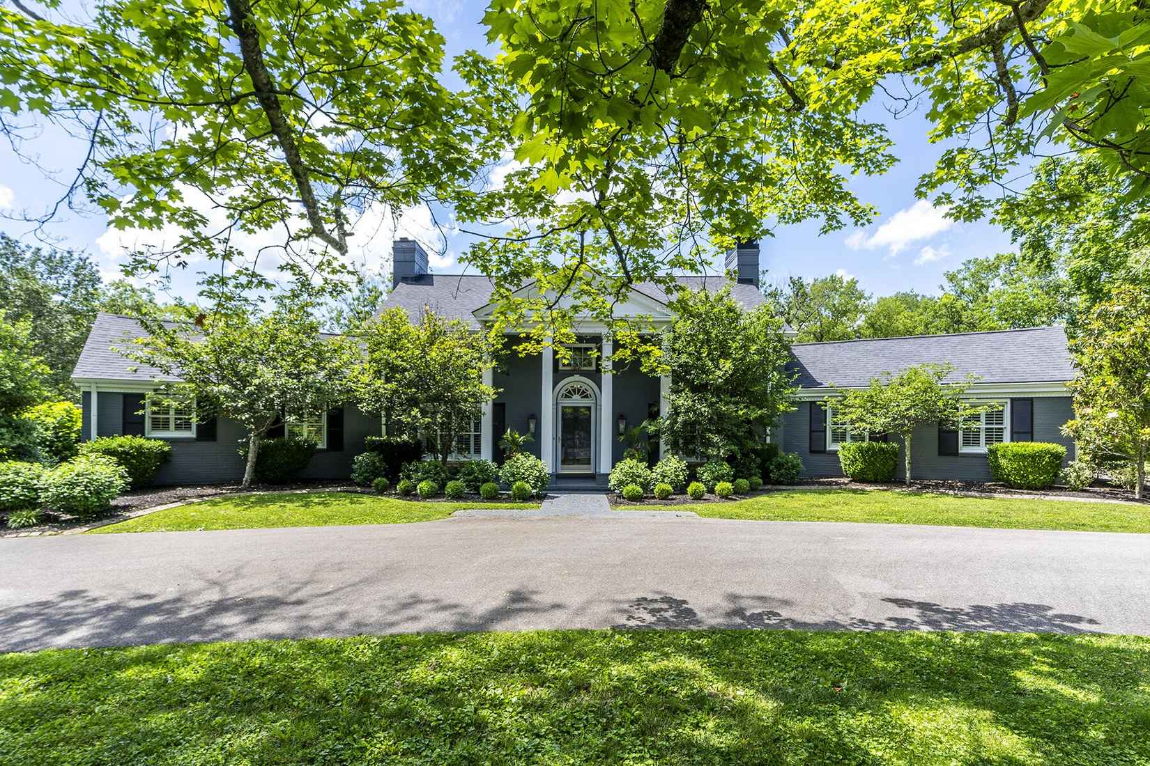 621 Boone Ave  