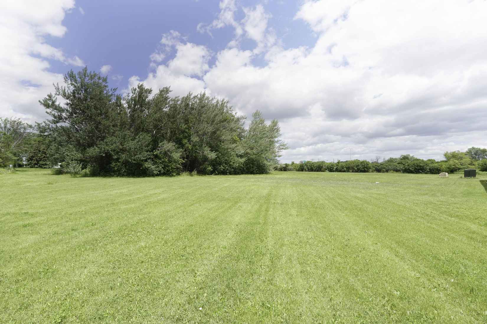 8660 W Fond Du Lac Ave  