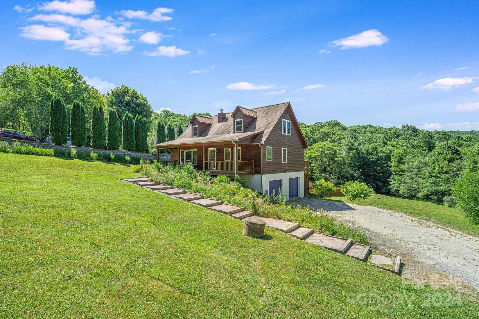 1731 Lee Gualtney Rd  