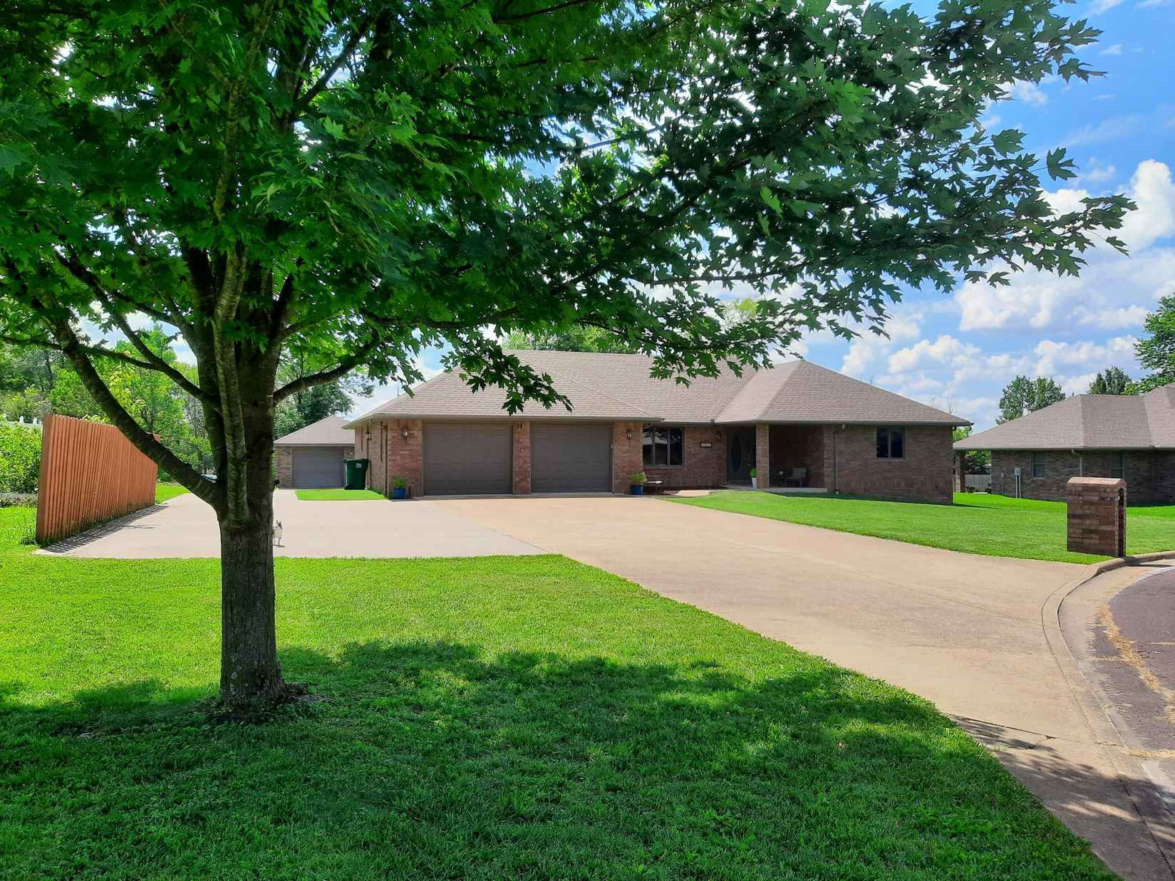 1303 North Stonegate Dr  