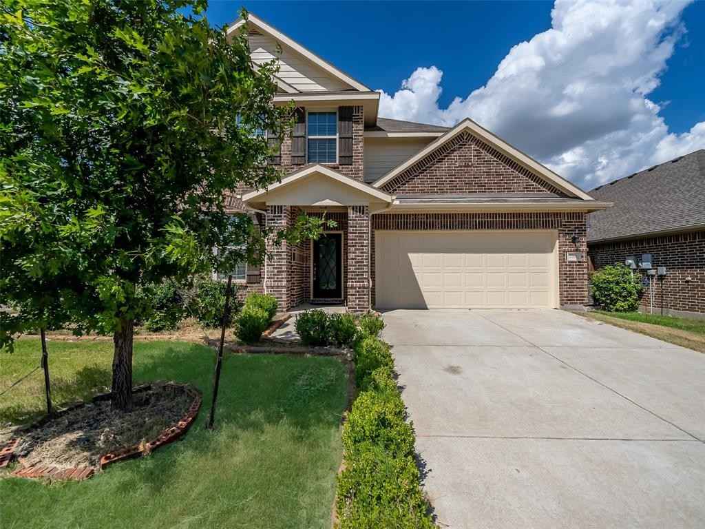 2701 Castle Crk Dr  