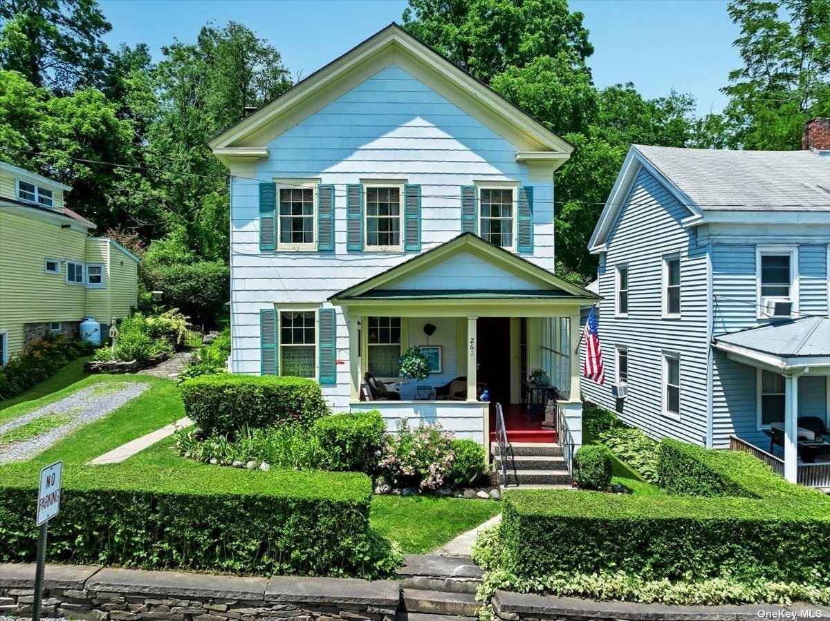 261 Smt St  
