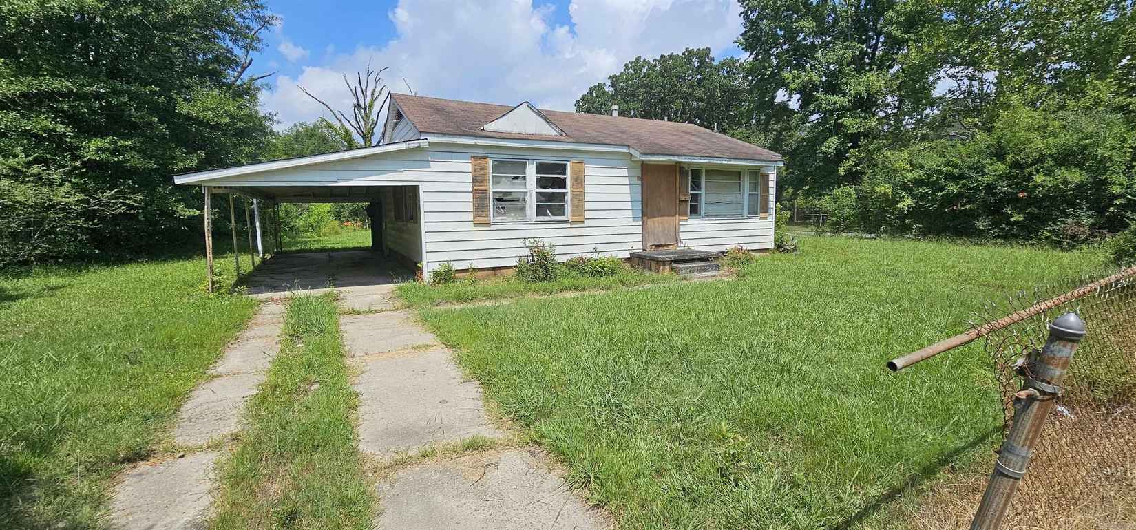12 Shirley St  