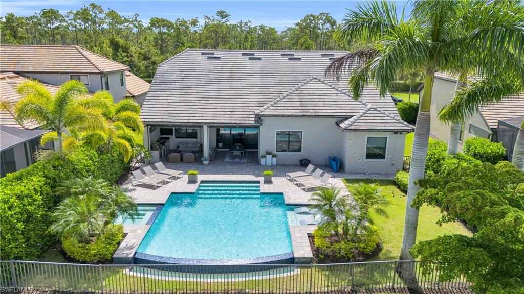 20829 Corkscrew Shrs  