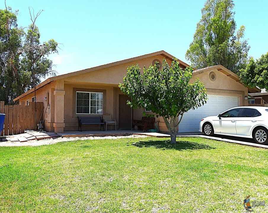 1564 Manzanita St  