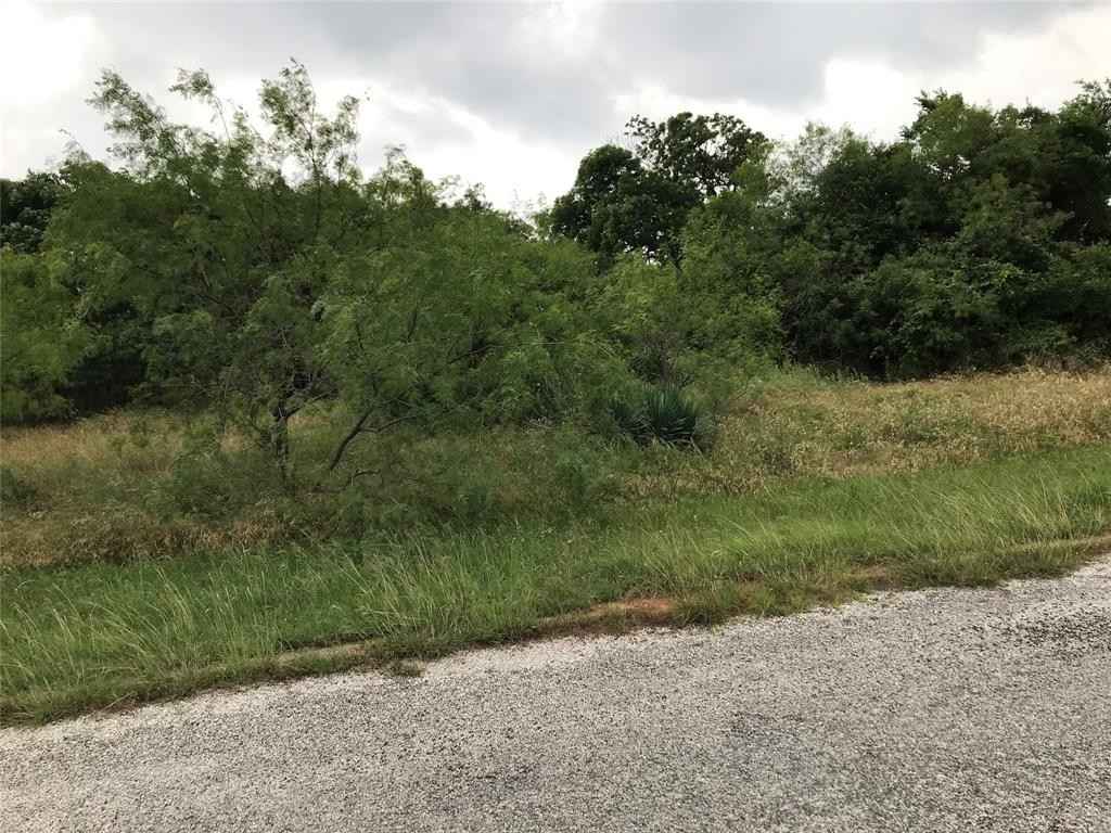 27158 Whispering Mdw Dr  